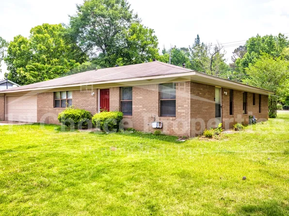 2123 18th Ave E, Tuscaloosa, AL 35404