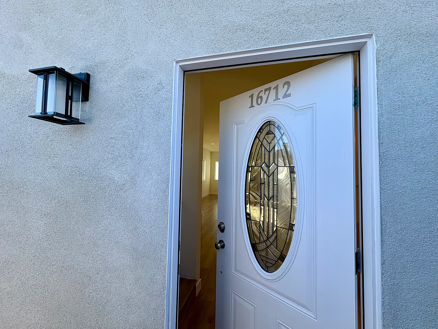 16712 Tuba St — Photo 1