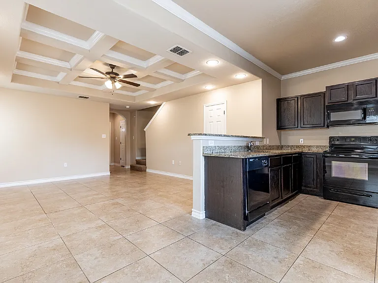 5738 Golf Hts #2 — Photo 9