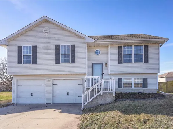 107 Hondo St, Lathrop, MO 64465