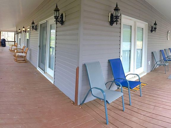 4th image of 76 Lake Trail Dr