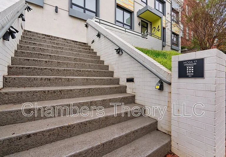 2422 17th St NW #104 — Photo 21