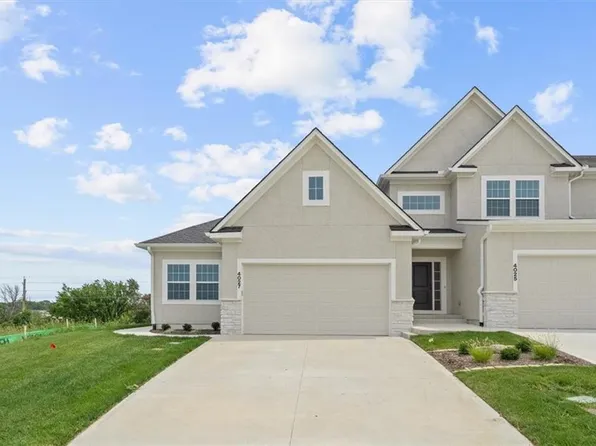 4027 NE Sagamore Dr #A, Lees Summit, MO 64064
