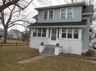 8656 Lewis Ave, Temperance, MI 48182