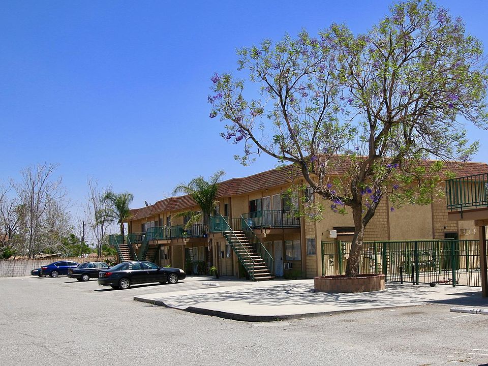 1st image of 9125 Pepper Ave