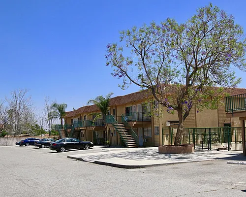 9125 Pepper Ave Photo 1