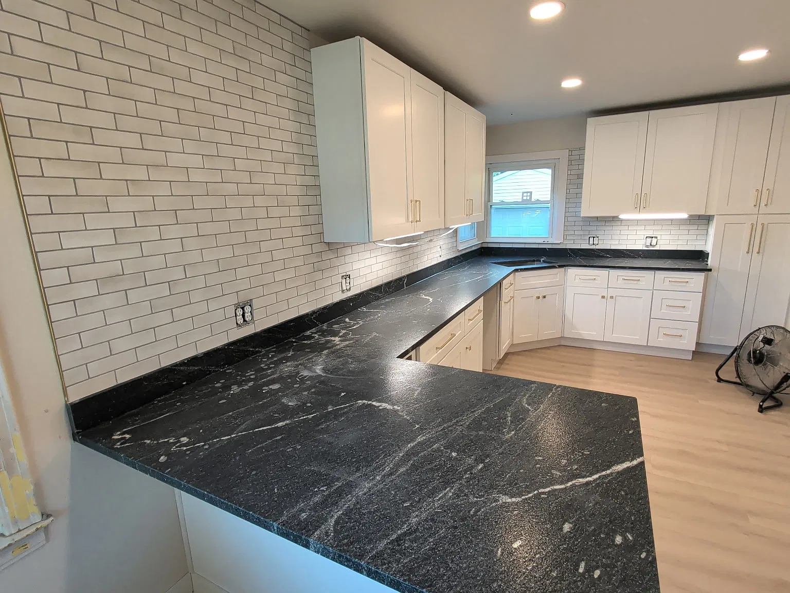 3 bed, 1772 sqft, $2,645 — Photo 1