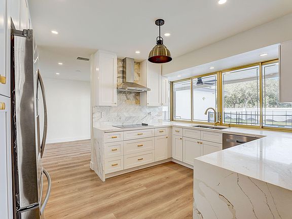 3rd image of 3900 N 45th Avenue