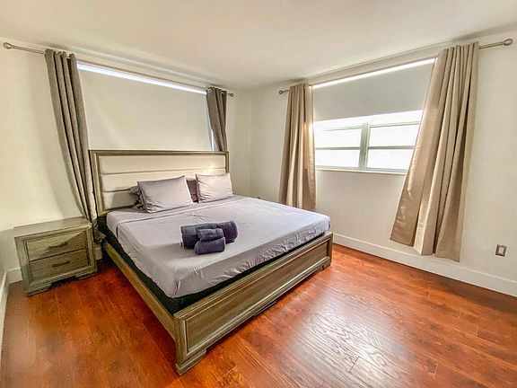 2nd image of 1480 Euclid Ave APT 102