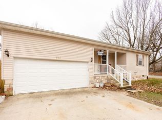 840 Herndon Rd, Lebanon, MO 65536