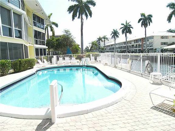2nd image of 4770 Bayview Dr APT 110