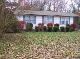 212 Johnson Ln, Tullahoma, TN 37388