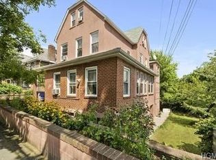 5450 Post Rd, Bronx, NY 10471