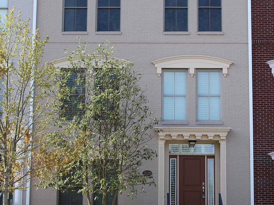 Streetside view of gorgeous townhouse