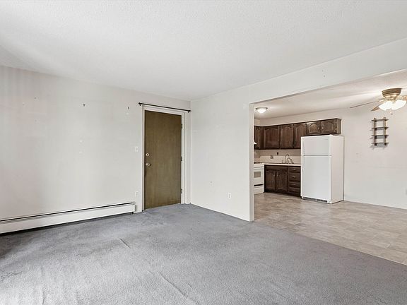 5th image of 14 Tiffany Road #6