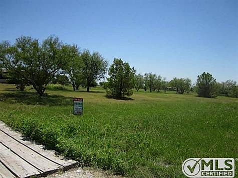 2nd image of 4511 County Road 2617