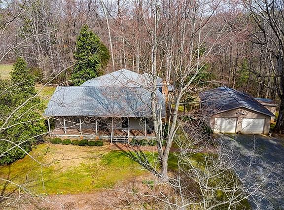 2nd image of 2219 Marglyn Dr