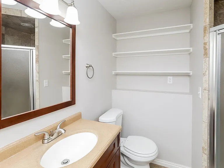 1805 N 225 W — Photo 17