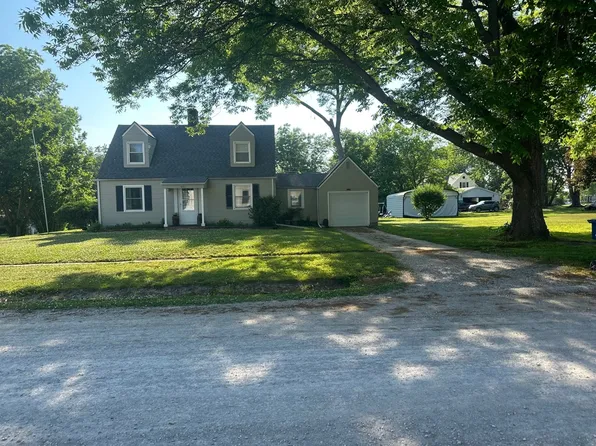 401 N Sherman St, Wheeling, MO 64688