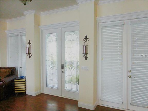 3rd image of 7025 Five Oaks Dr