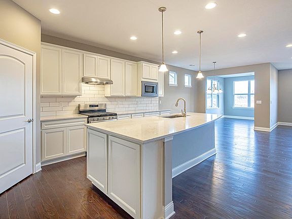 5th image of 8108 Jitterbug Ln NW