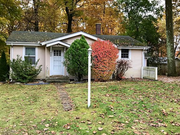 2nd image of 6878 Seminole Dr