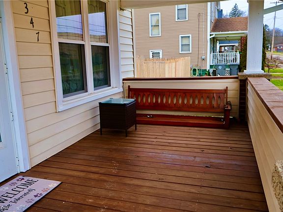 3rd image of 2347 Donald Ave