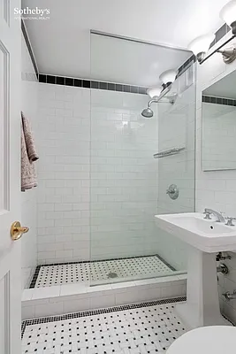 Sold by Sotheby's International Realty | media 21