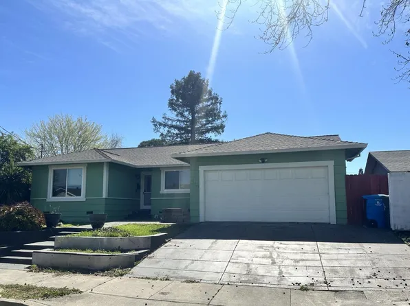 2734 Comanche Street, Santa Rosa, CA 95403