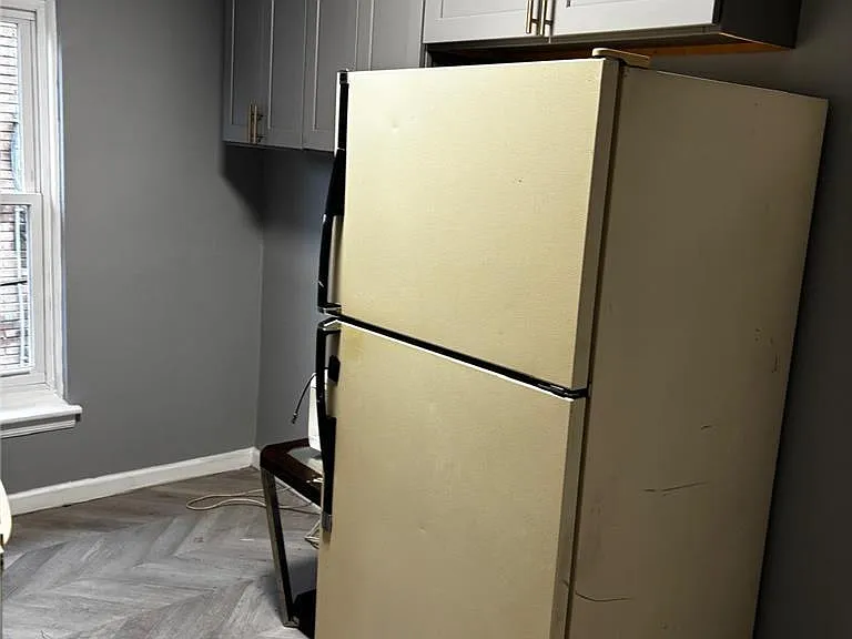 412 Oak St #1 — Photo 8