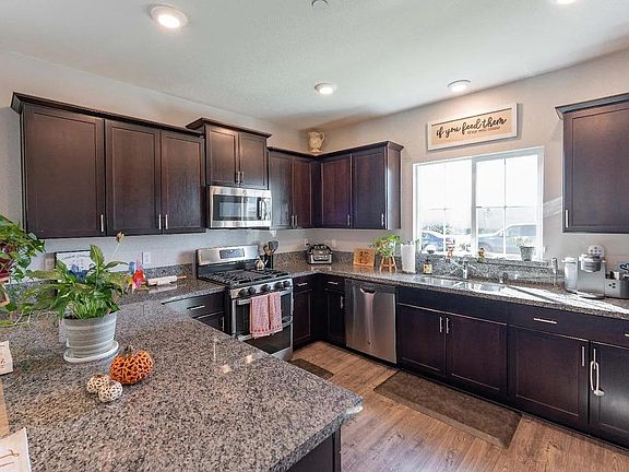 5th image of 5849 Keebler Dr W