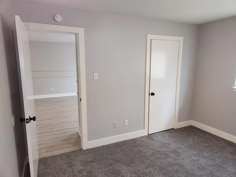 20911 Walder Ct — Photo 30