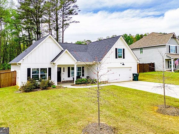 2nd image of 143 Springwood Dr