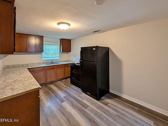 5th image of 9138 5TH Avenue