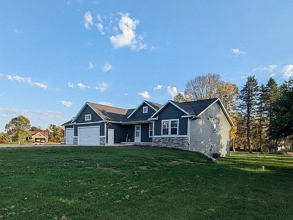 3rd image of 5418 Bauer Rd