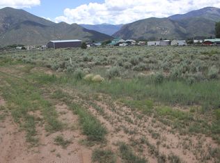 1 Shirley Rd, Questa, NM 87556