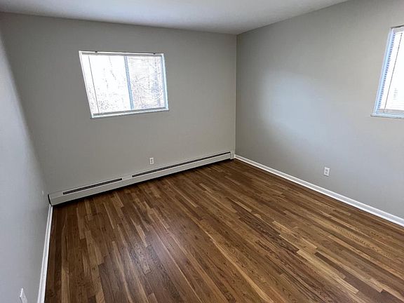 5th image of 4125 Gratiot Ave APT 49