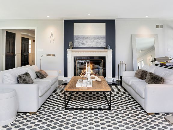 5th image of 8 Park Hill Ln