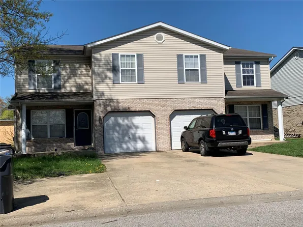 905 Belle Valley Dr, Belleville, IL 62220
