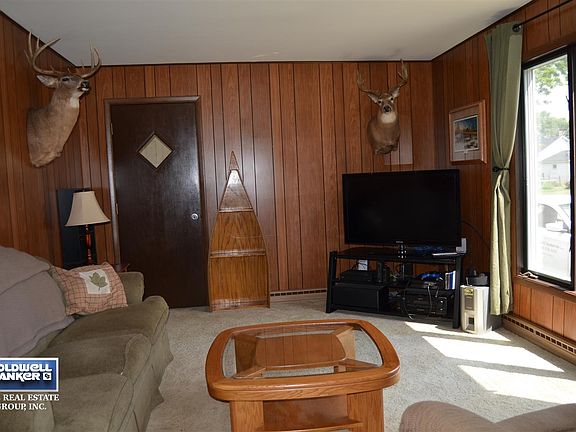 Spacious Living Room