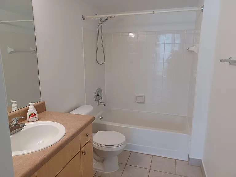 215 Villa Cir — Photo 20