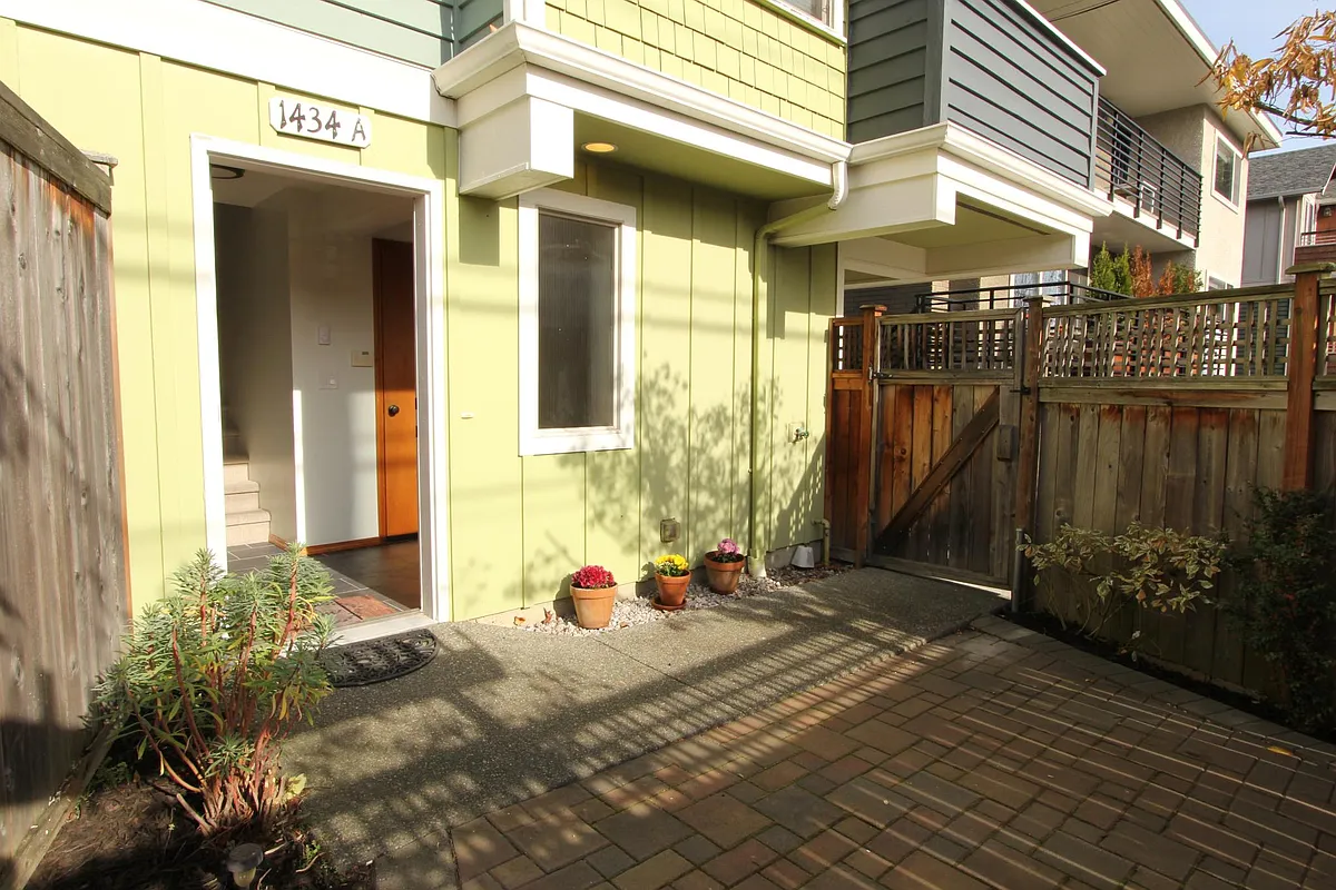 Building Photo - 1434 NW 59th St