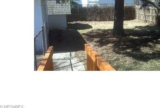 4th image of 1218 Wilbur Ave