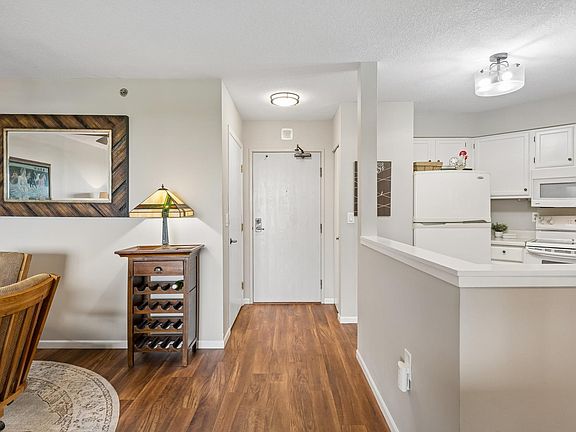2nd image of 6500 Woodlake Dr APT 910
