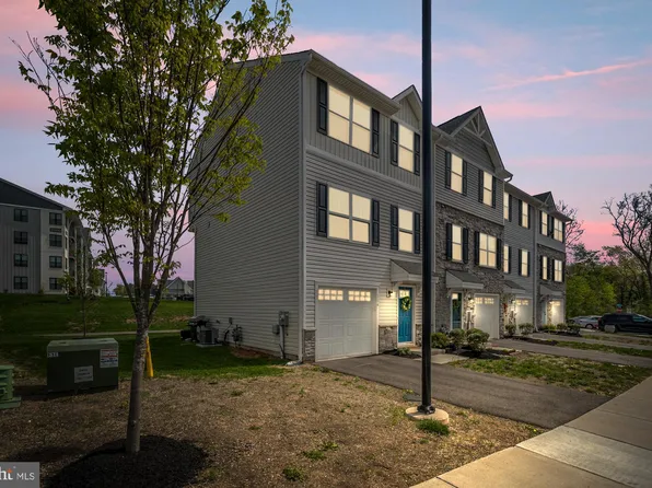 114 Nelson Ln, Pottstown, PA 19464