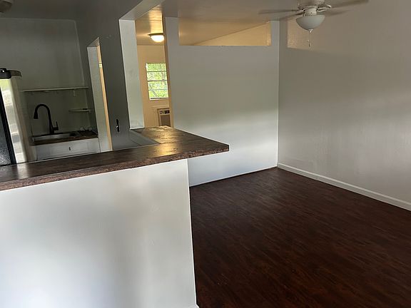 3rd image of 1903 Anita Dr APT 5