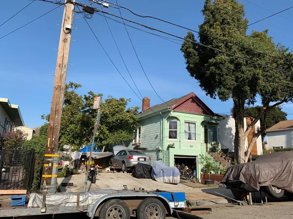 960 45th St, Oakland, CA 94608