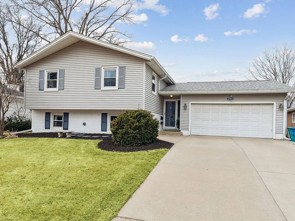 1st image of 2501 2nd St