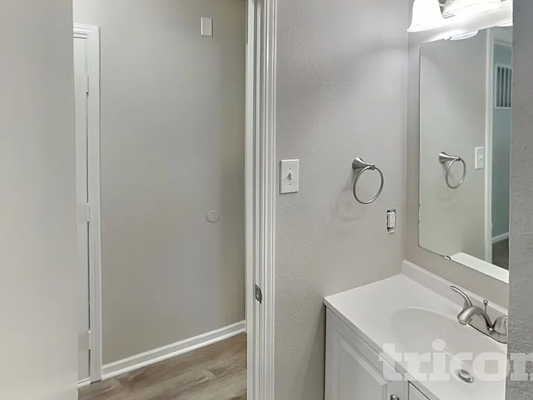 2869 Ludwig Dr — Photo 14