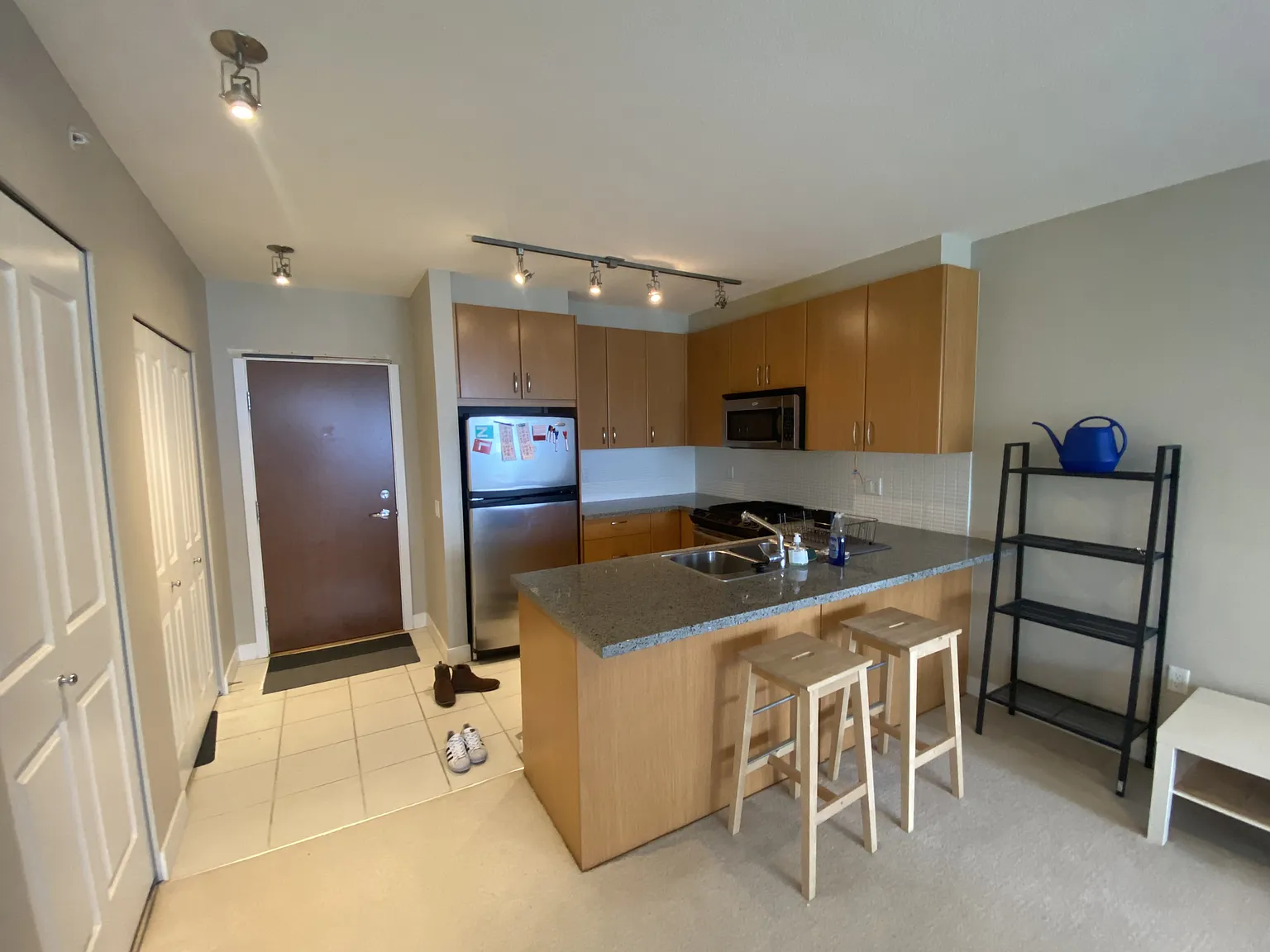 9222 University Cres #502 photo 1